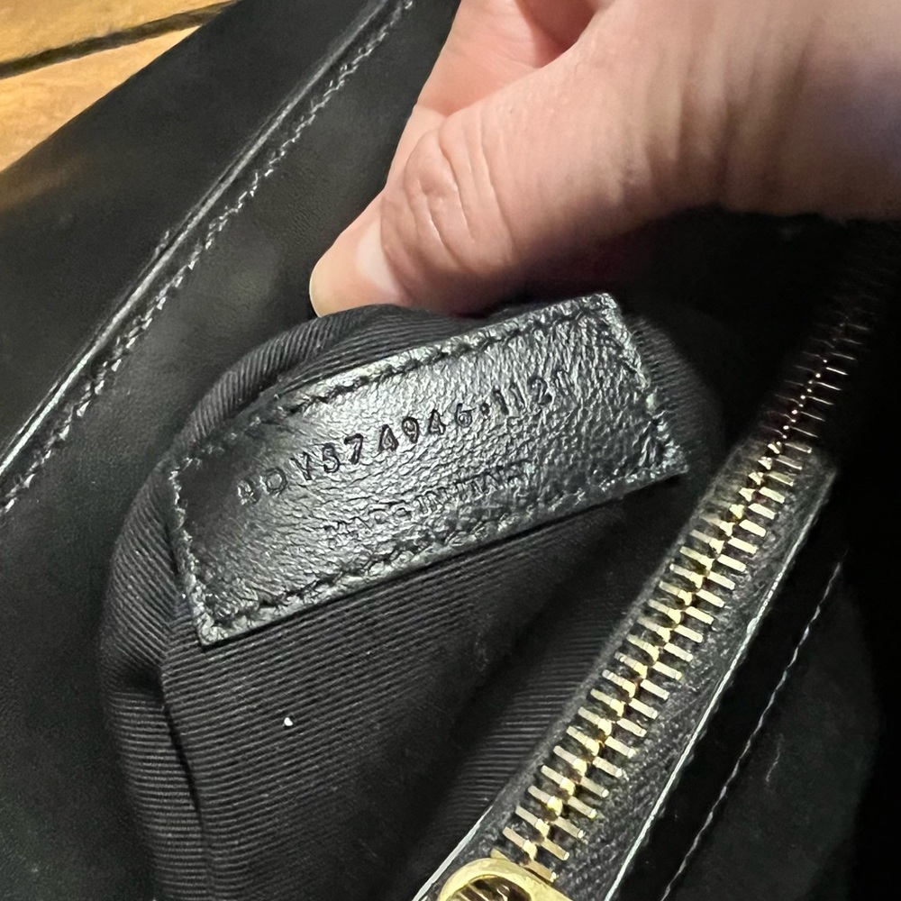 YSL BLACK LOULOU MEDIUM IN QUILTED LEATHER - Picture 6 of 9